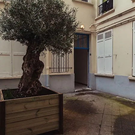 Charming 30m² border of MONTMARTRE Appartement Parijs Buitenkant foto